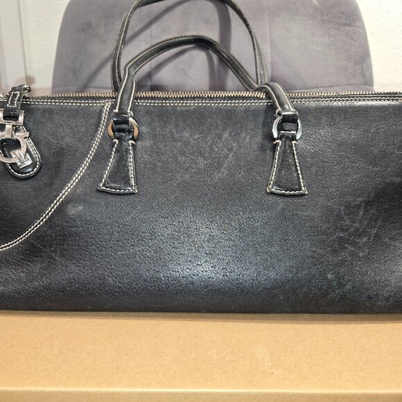Salvatore Ferragamo vintage black leather bag - AS IS / Repair needed - Picture 2 of 12